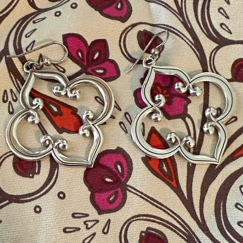 Chic Silver Floral Earrings